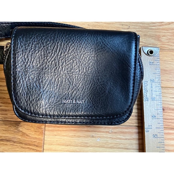 MATT & NAT Black Vegan Leather Belt Bag Adjustable Strap - Picture 4 of 9